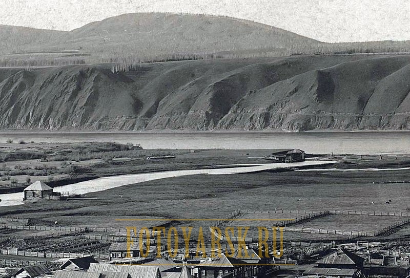 Реки Базаиха и Енисей в деревне Базаиха